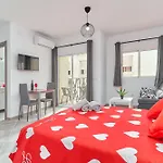 Boutique 202 Deluxe